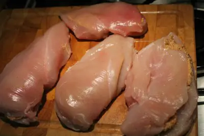 Fetás paradicsomos töltött csirkemell készítése 11 - megtöltött mellek