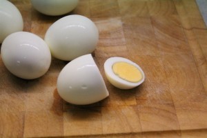 Kettévágott tojások