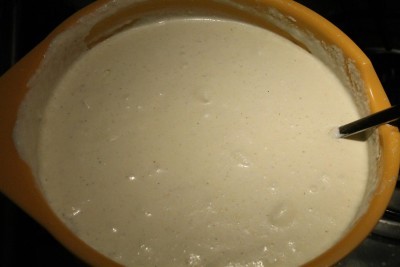 Svájci rakott burgonya készítése 7 - tojásos szósz tejföllel, tojásfehérje habbal