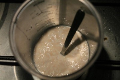 Bejgli készítése 4 - tejben felfuttatott élesztő