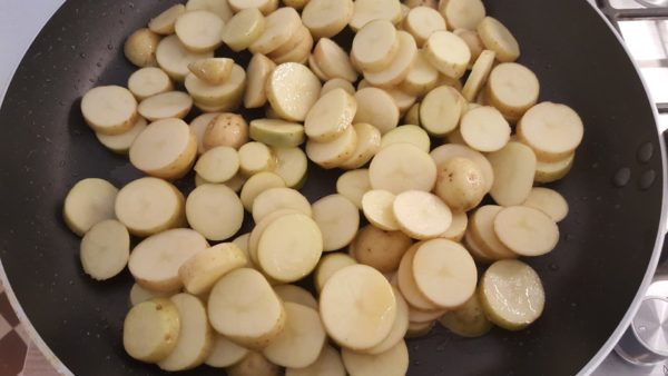 Rozmaringos serpenyős krumpli recept 2