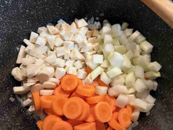 zöldségek pulykaraguleveshez
